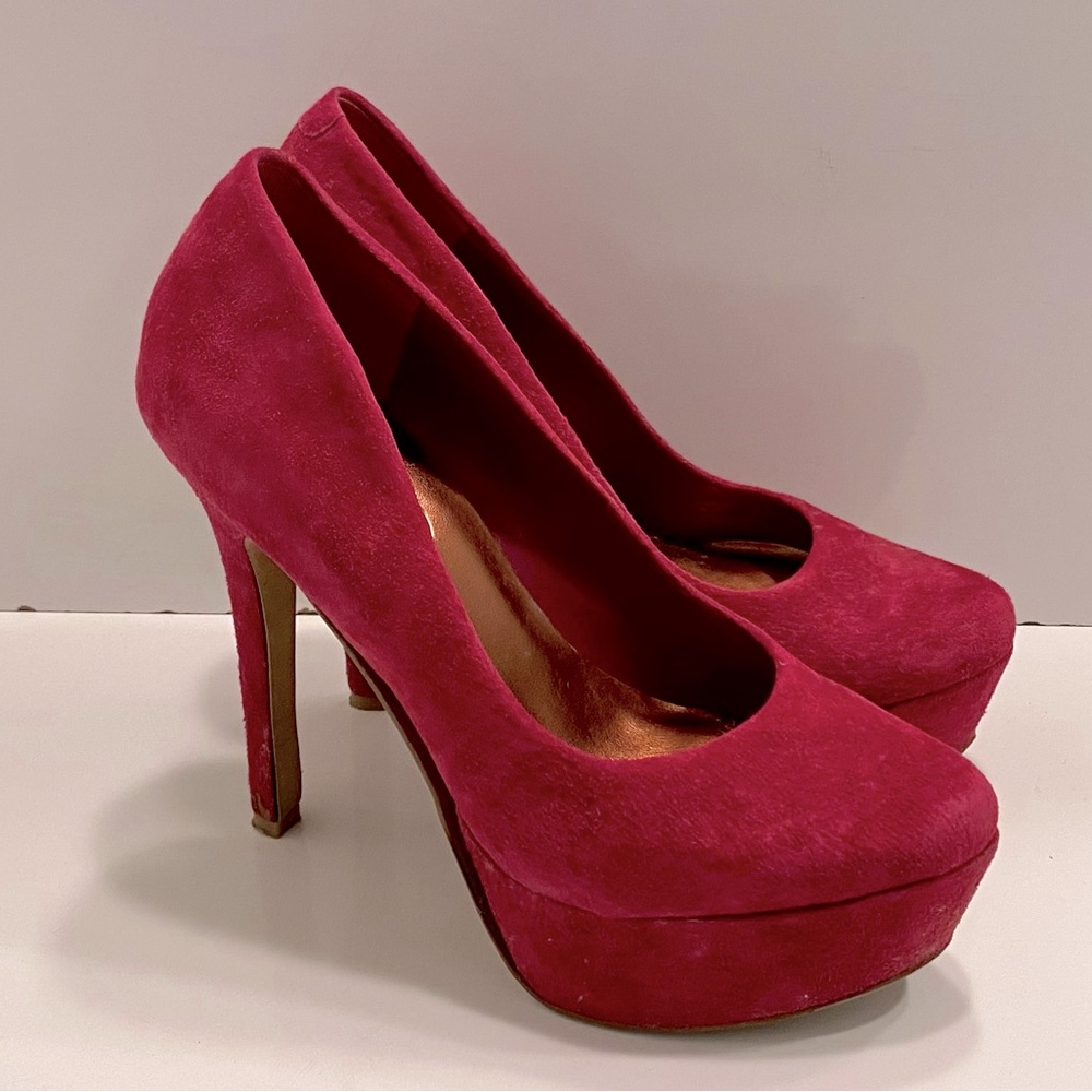 Jessica Simpson platform heels